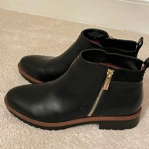 Tommy Hilfiger booties